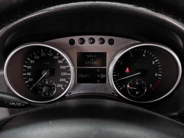 Mercedes-Benz M-Класс II (W164) Рестайлинг с пробегом 2008 года, цена 1 300 000 рублей, 271282 км, внедорожник, Автокод Объявления