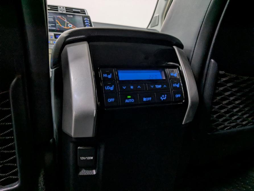 Toyota Land Cruiser Prado 150 Series Рестайлинг 2 Москва  - изображение 29