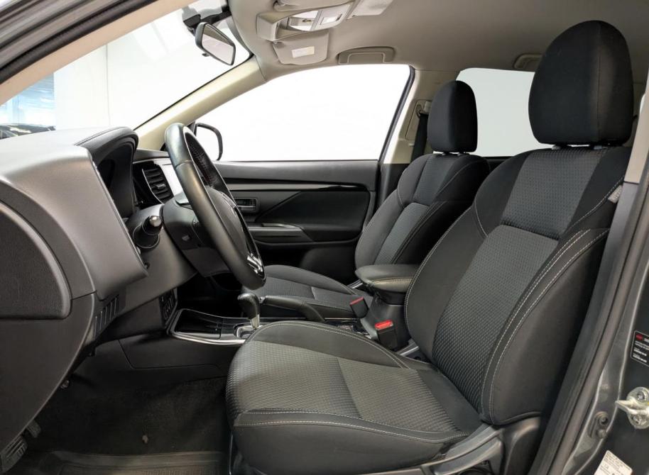 Mitsubishi Outlander III Рестайлинг 3 Санкт-Петербург  - изображение 20