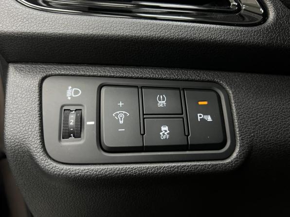 Hyundai Solaris II Рестайлинг с пробегом 2022 года, цена 1 820 000 рублей, 117239 км, седан, Автокод Объявления