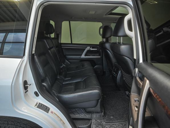 Toyota Land Cruiser 200 Series с пробегом 2011 года, цена 3 499 000 рублей, 259000 км, внедорожник, Автокод Объявления