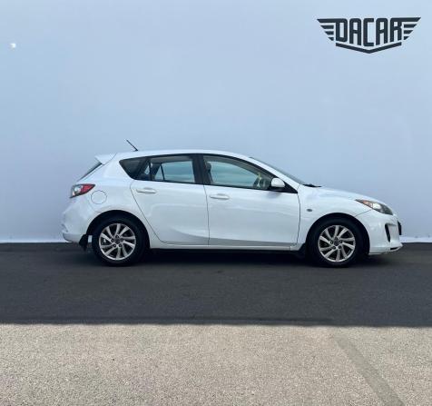 Mazda 3 II (BL) Рестайлинг с пробегом 2012 года, цена 720 000 рублей, 196000 км, хэтчбек, Автокод Объявления