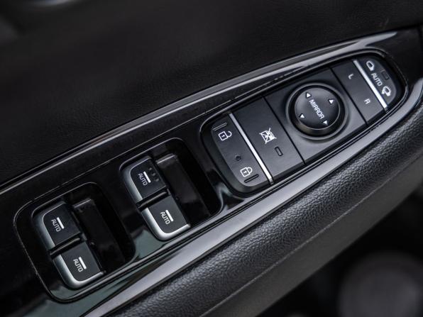 Kia Optima IV Рестайлинг с пробегом 2019 года, цена 2 038 000 рублей, 159702 км, седан, Автокод Объявления