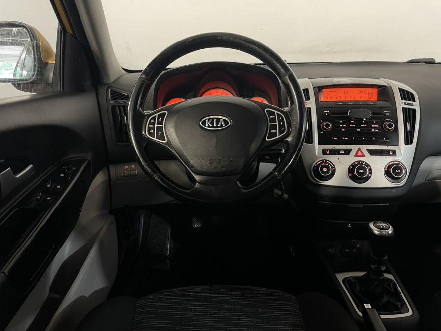 Kia Ceed I Великий Новгород  - изображение 13