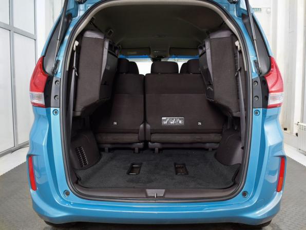 Honda Freed II с пробегом 2016 года, цена 1 299 999 рублей, 170841 км, компактвэн, Автокод Объявления