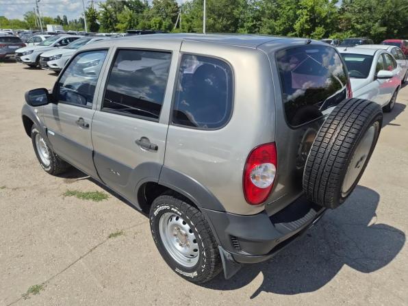 Chevrolet Niva I Рестайлинг с пробегом 2011 года, цена 560 000 рублей, 77146 км, внедорожник, Автокод Объявления