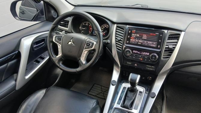 Mitsubishi Pajero Sport III с пробегом 2018 года, цена 2 914 000 рублей, 151209 км, внедорожник, Автокод Объявления