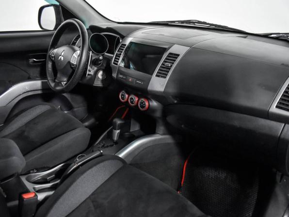 Mitsubishi Outlander II с пробегом 2008 года, цена 955 000 рублей, 175559 км, внедорожник, Автокод Объявления