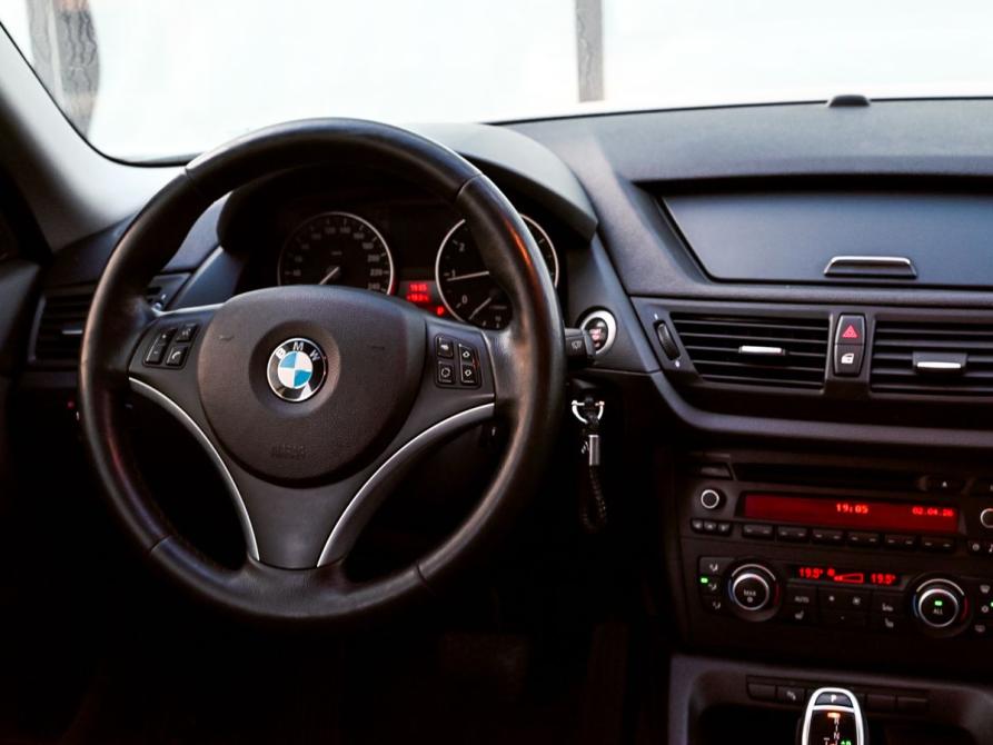 BMW X1 I (E84) Рестайлинг Екатеринбург  - изображение 19