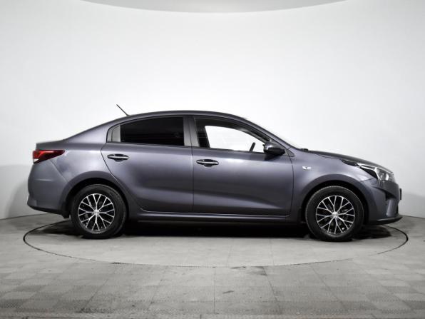Kia Rio IV Рестайлинг с пробегом 2021 года, цена 1 649 000 рублей, 45006 км, седан, Автокод Объявления