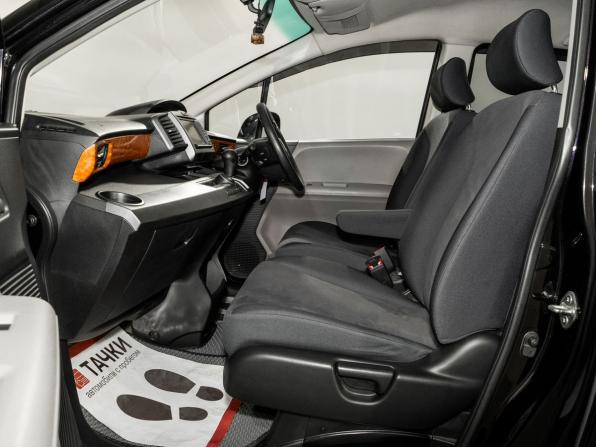Honda Freed I с пробегом 2010 года, цена 940 000 рублей, 189346 км, компактвэн, Автокод Объявления