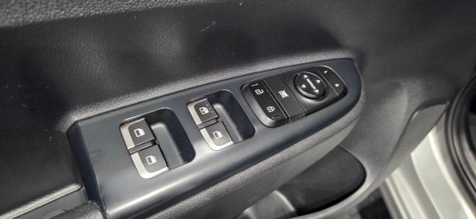 Kia Rio IV Рестайлинг с пробегом 2020 года, цена 1 600 000 рублей, 38239 км, седан, Автокод Объявления