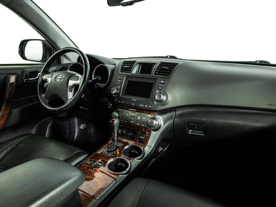 Toyota Highlander II (XU40) Рестайлинг Санкт-Петербург  - изображение 10