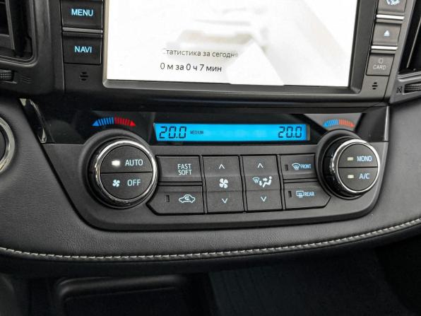 Toyota RAV4 IV (XA40) Рестайлинг с пробегом 2019 года, цена 2 740 000 рублей, 41285 км, внедорожник, Автокод Объявления
