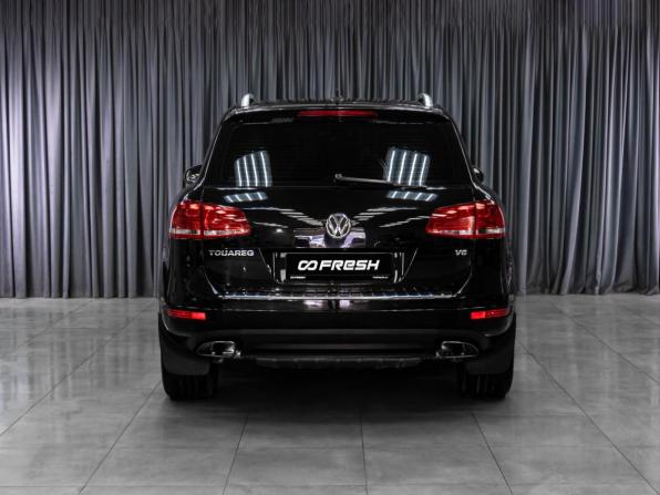 Volkswagen Touareg II с пробегом 2010 года, цена 1 699 000 рублей, 235078 км, внедорожник, Автокод Объявления