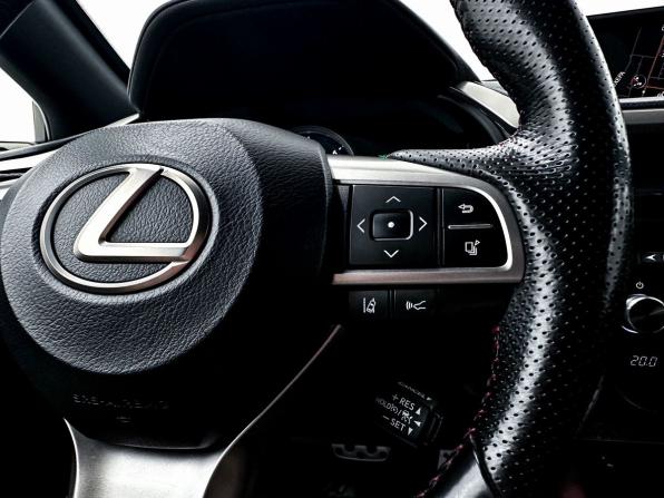 Lexus RX IV с пробегом 2017 года, цена 4 550 000 рублей, 126297 км, внедорожник, Автокод Объявления