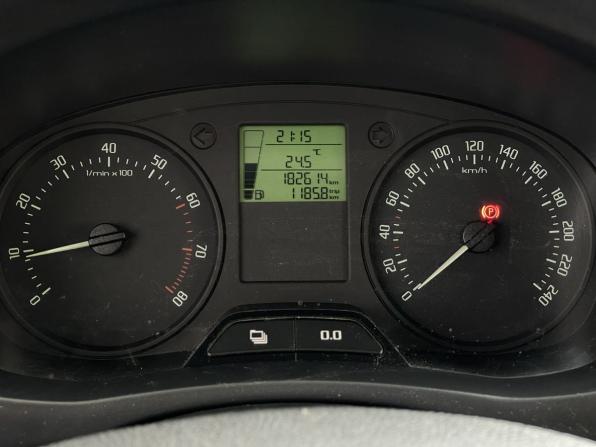 Skoda Fabia II Рестайлинг с пробегом 2011 года, цена 448 000 рублей, 182614 км, хэтчбек, Автокод Объявления