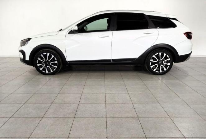 Lada (ВАЗ) Vesta I Рестайлинг (NG) с пробегом 2024 года, цена 1 360 000 рублей, 122197 км, универсал, Автокод Объявления