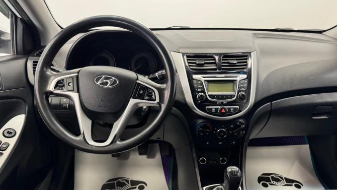 Hyundai Solaris I с пробегом 2012 года, цена 665 000 рублей, 149363 км, седан, Автокод Объявления