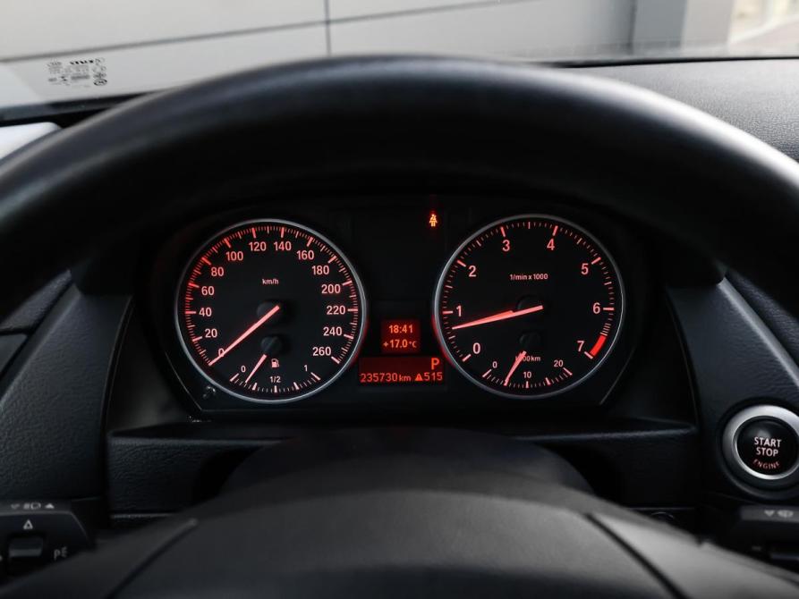 BMW X1 I (E84) Москва  - изображение 12