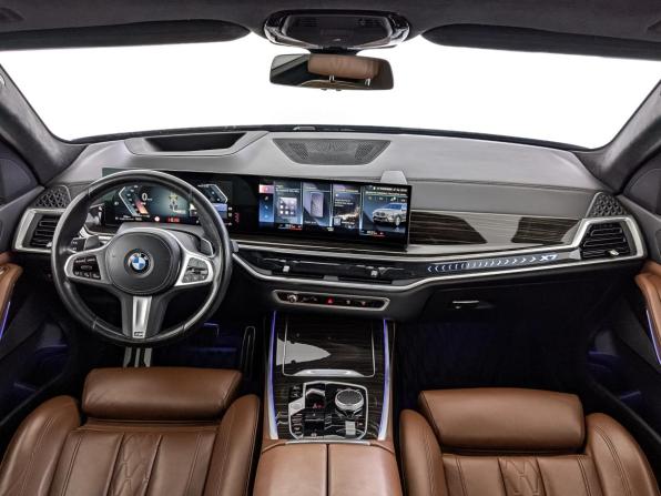 BMW X7 I (G07) Рестайлинг с пробегом 2023 года, цена 12 500 000 рублей, 43796 км, внедорожник, Автокод Объявления