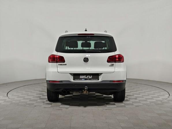 Volkswagen Tiguan I Рестайлинг с пробегом 2016 года, цена 990 000 рублей, 250459 км, внедорожник, Автокод Объявления