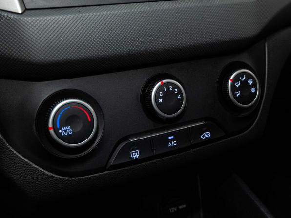 Hyundai Creta I Рестайлинг с пробегом 2021 года, цена 1 878 000 рублей, 80300 км, внедорожник, Автокод Объявления