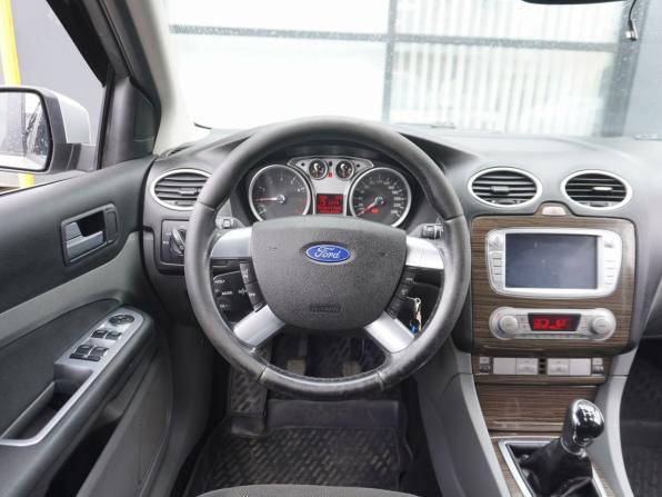 Ford Focus II Рестайлинг с пробегом 2008 года, цена 523 000 рублей, 228173 км, седан, Автокод Объявления