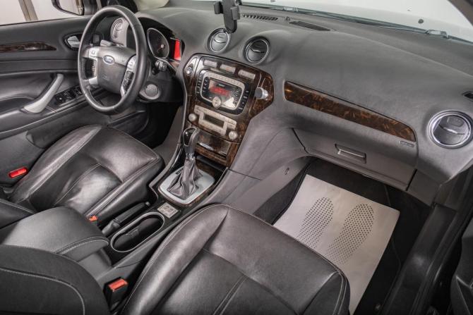 Ford Mondeo IV Рестайлинг с пробегом 2010 года, цена 879 000 рублей, 247000 км, седан, Автокод Объявления
