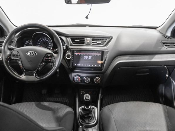 Kia Rio III Рестайлинг с пробегом 2016 года, цена 953 400 рублей, 178000 км, седан, Автокод Объявления