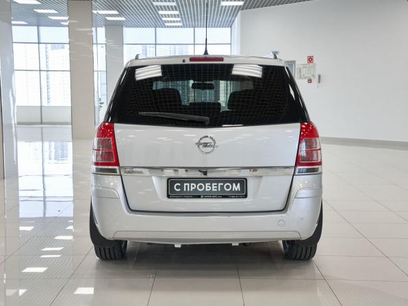 Opel Zafira B Рестайлинг с пробегом 2012 года, цена 674 000 рублей, 136831 км, компактвэн, Автокод Объявления