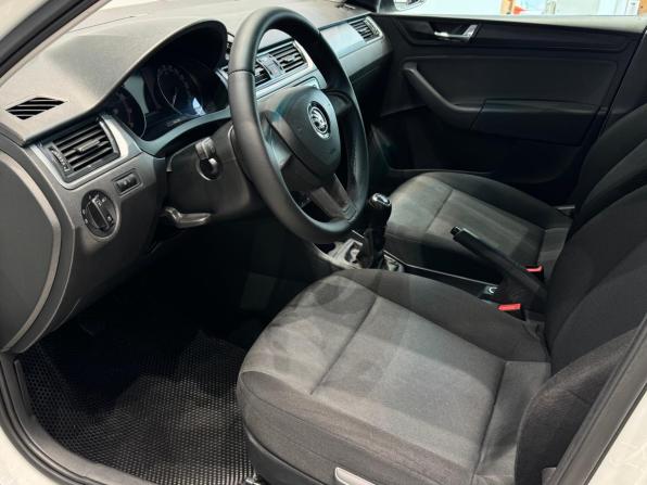 Skoda Rapid I Рестайлинг с пробегом 2018 года, цена 1 040 000 рублей, 172156 км, лифтбек, Автокод Объявления