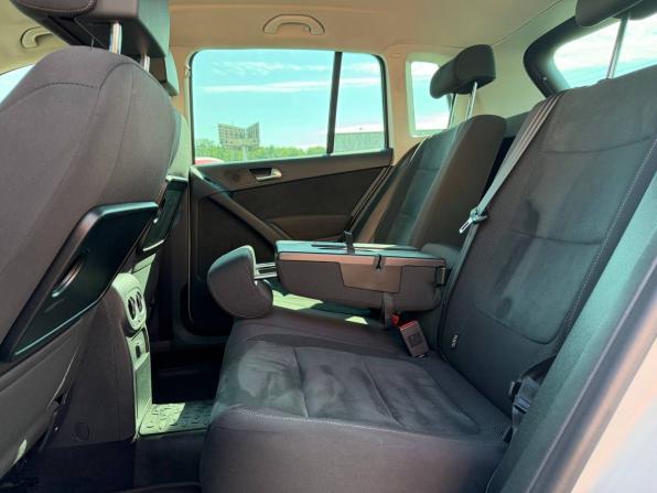 Volkswagen Tiguan I Рестайлинг с пробегом 2016 года, цена 1 295 000 рублей, 234000 км, внедорожник, Автокод Объявления