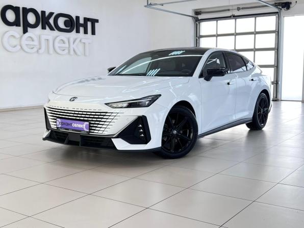 Changan UNI-V I с пробегом 2023 года, цена 2 130 000 рублей, 40544 км, лифтбек, Автокод Объявления