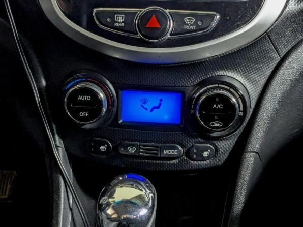 Hyundai Solaris I с пробегом 2011 года, цена 779 900 рублей, 174000 км, хэтчбек, Автокод Объявления