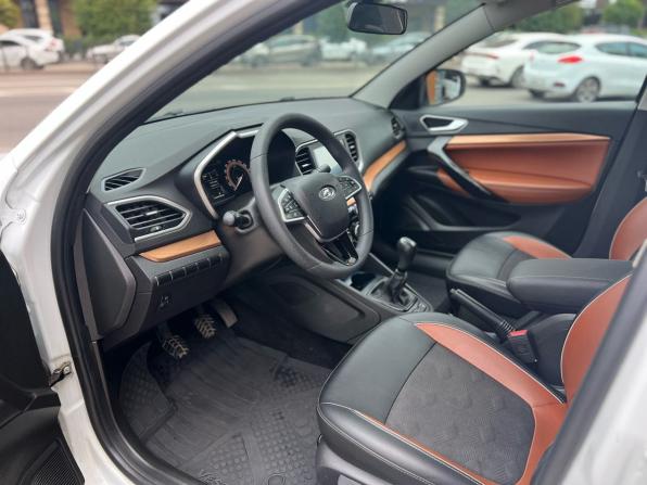 Lada (ВАЗ) Vesta I Рестайлинг (NG) с пробегом 2024 года, цена 1 350 000 рублей, 47246 км, седан, Автокод Объявления