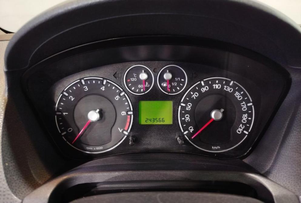Ford Fiesta Mk5 Саратов  - изображение 13