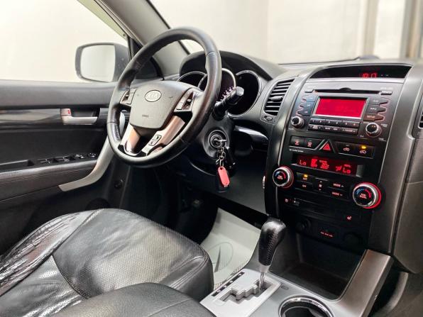 Kia Sorento II с пробегом 2009 года, цена 900 000 рублей, 284107 км, внедорожник, Автокод Объявления