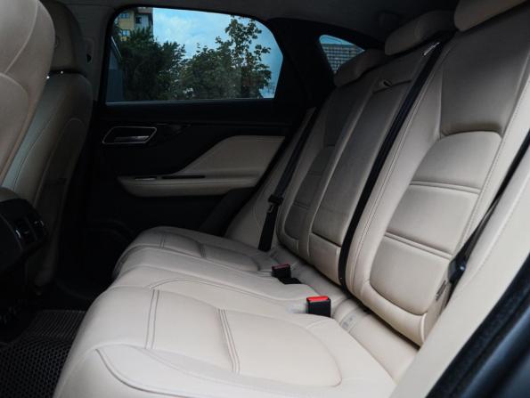 Jaguar F-Pace I с пробегом 2019 года, цена 2 250 000 рублей, 157668 км, внедорожник, Автокод Объявления
