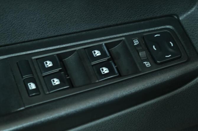 Lada (ВАЗ) Vesta I с пробегом 2021 года, цена 1 299 000 рублей, 59360 км, универсал, Автокод Объявления
