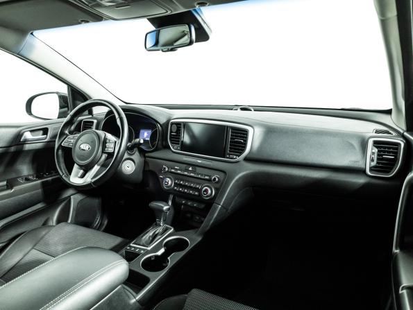Kia Sportage IV Рестайлинг с пробегом 2021 года, цена 2 049 700 рублей, 135713 км, внедорожник, Автокод Объявления