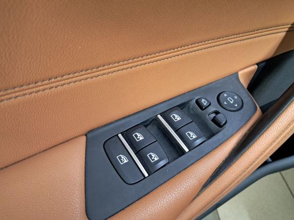 BMW 5 серии VII (G30/G31/G38) Рестайлинг с пробегом 2021 года, цена 5 300 000 рублей, 54987 км, седан, Автокод Объявления