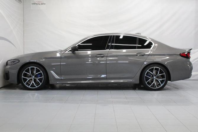 BMW 5 серии VII (G30/G31/G38) Рестайлинг с пробегом 2021 года, цена 4 599 000 рублей, 102113 км, седан, Автокод Объявления