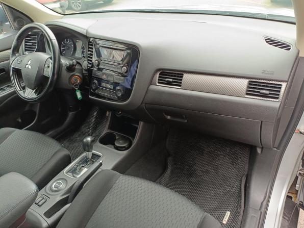 Mitsubishi Outlander III Рестайлинг с пробегом 2015 года, цена 1 219 000 рублей, 233315 км, внедорожник, Автокод Объявления