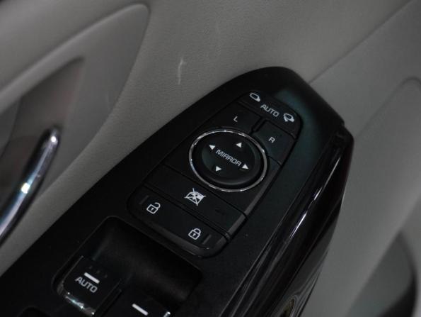 Kia Carnival III с пробегом 2020 года, цена 3 119 000 рублей, 93012 км, минивэн, Автокод Объявления