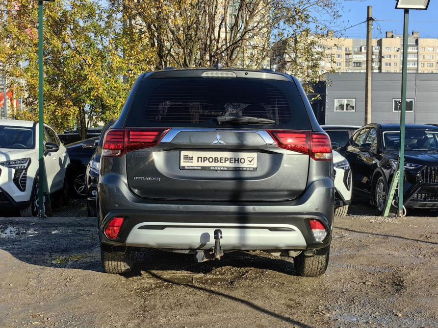 Mitsubishi Outlander III Рестайлинг 3 Санкт-Петербург  - изображение 7