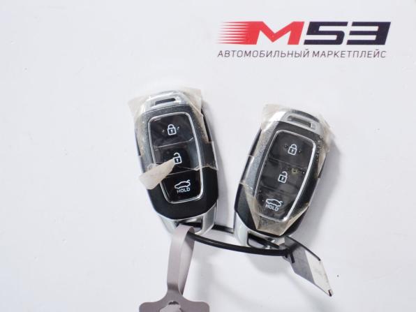 Hyundai Elantra VII (CN7) Рестайлинг с пробегом 2025 года, цена 2 599 995 рублей, 14 км, седан, Автокод Объявления