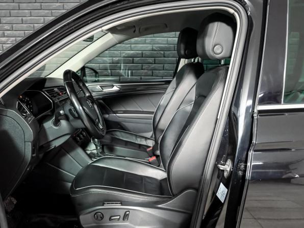 Volkswagen Tiguan II с пробегом 2018 года, цена 2 605 000 рублей, 77706 км, внедорожник, Автокод Объявления