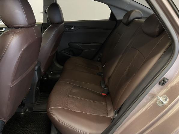 Hyundai Solaris II Рестайлинг с пробегом 2021 года, цена 865 000 рублей, 53186 км, седан, Автокод Объявления