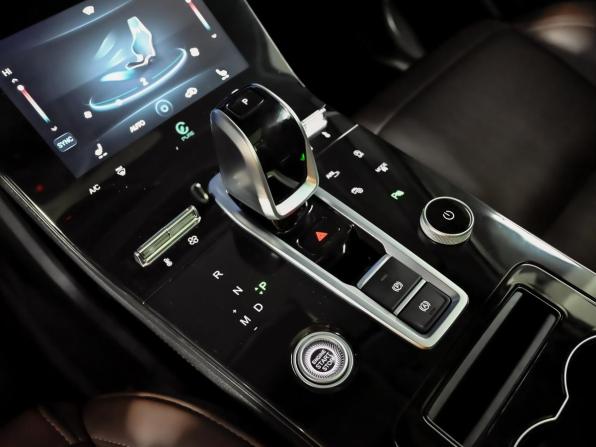 Chery Tiggo 8 Pro I с пробегом 2023 года, цена 2 250 000 рублей, 44199 км, внедорожник, Автокод Объявления